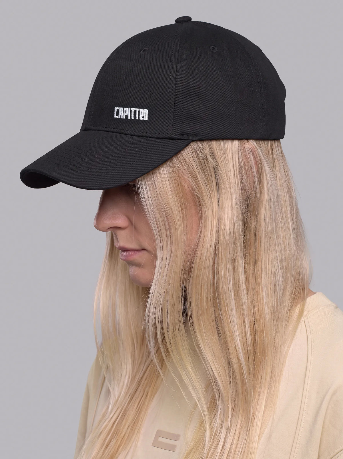 Embroidered cap